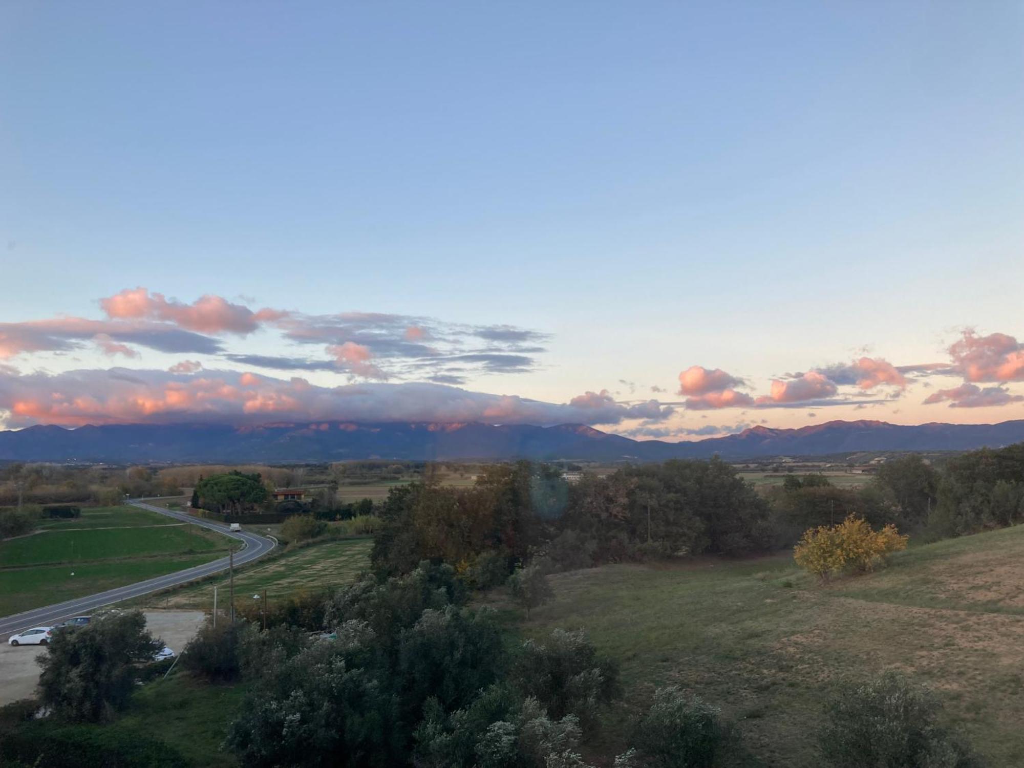 Apartamento Con Vistas Peralada Dış mekan fotoğraf