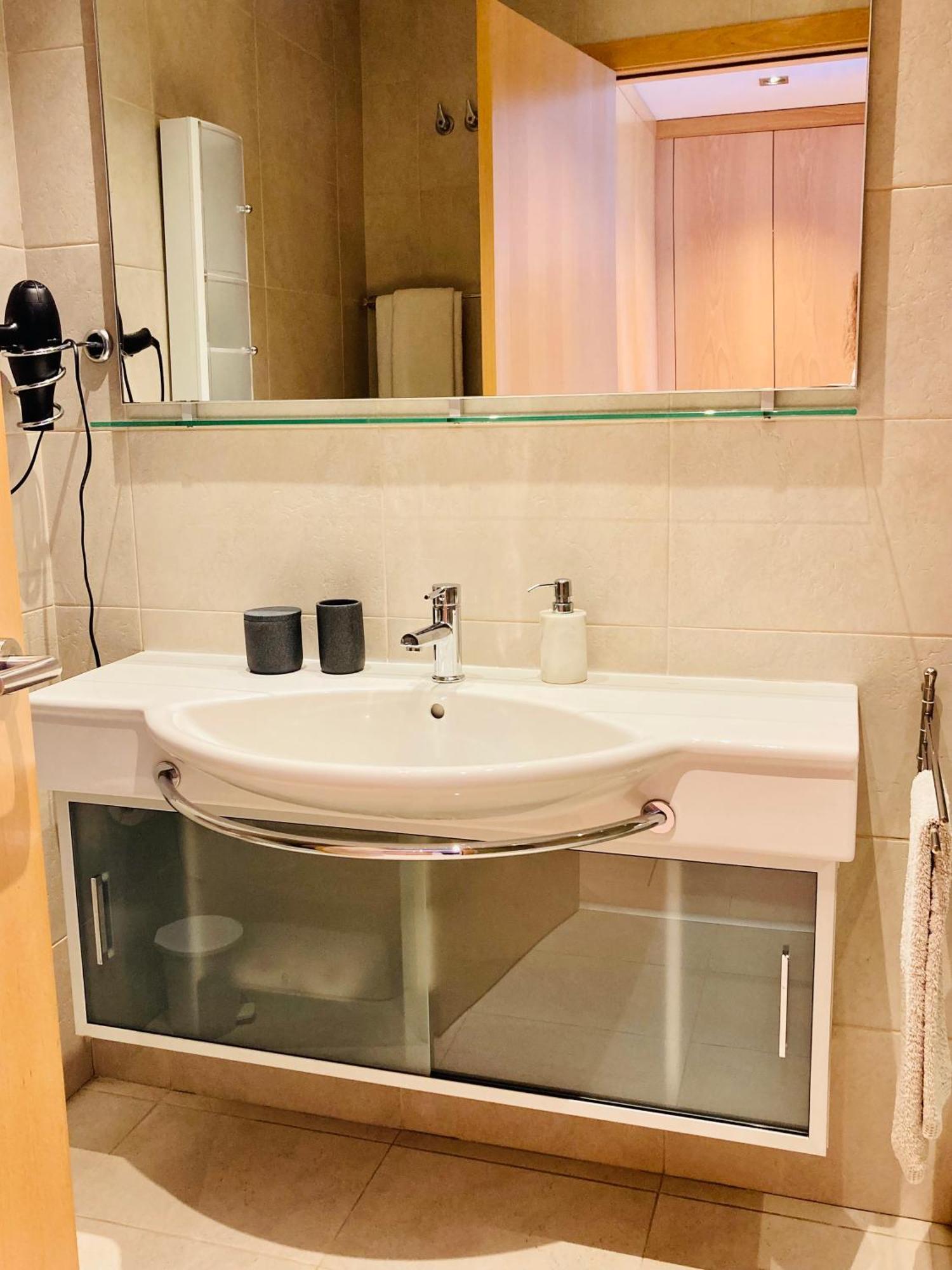 Apartamento Con Vistas Peralada Dış mekan fotoğraf